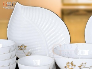 Bộ đồ ăn men trắng hoa Sen kẻ viền vàng 24k, 17 chi tiết