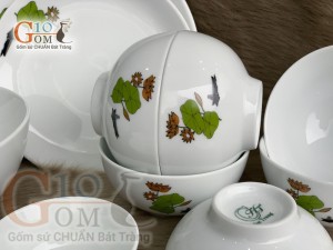 Bộ đồ ăn men trắng in logo