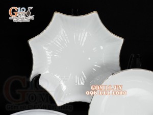 Bộ đồ ăn men trắng kẻ chỉ vàng kim, 12 chi tiết