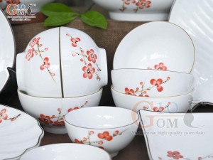 Bộ đồ ăn men trắng vẽ hoa Đào đỏ, 19 chi tiết