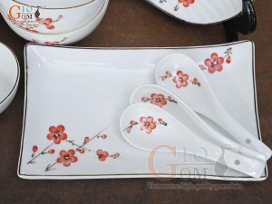 Bộ đồ ăn men trắng vẽ hoa Đào đỏ, 19 chi tiết