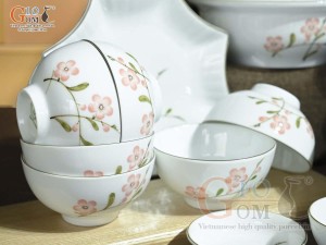 Bộ đồ ăn men trắng vẽ hoa Đào hồng, 18 chi tiết