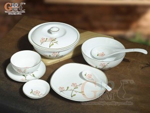 Bộ đồ ăn men trắng vẽ hoa Đào hồng, 8 chi tiết