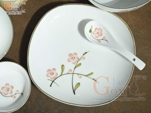 Bộ đồ ăn men trắng vẽ hoa Đào hồng, 8 chi tiết