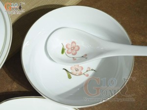 Bộ đồ ăn men trắng vẽ hoa Đào hồng, 8 chi tiết