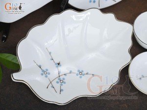 Bộ đồ ăn men trắng vẽ hoa Đào xanh, 15 chi tiết