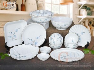 Bộ đồ ăn men trắng vẽ hoa Đào xanh, 15 chi tiết
