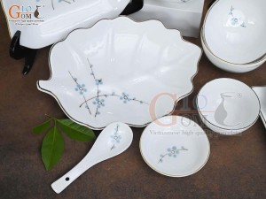 Bộ đồ ăn men trắng vẽ hoa Đào xanh, 17 chi tiết