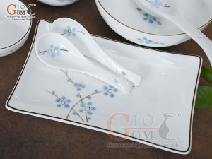 Bộ đồ ăn men trắng vẽ hoa Đào xanh, 17 chi tiết