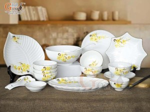 Bộ đồ ăn men trắng vẽ hoa Mai vàng, 18 chi tiết