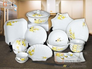 Bộ đồ ăn men trắng vẽ hoa Mai vàng, 21 chi tiết