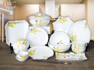 Bộ đồ ăn men trắng vẽ hoa Mai vàng, 21 chi tiết