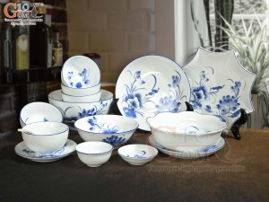 Bộ đồ ăn men trắng vẽ hoa Sen tràm, 16 chi tiết
