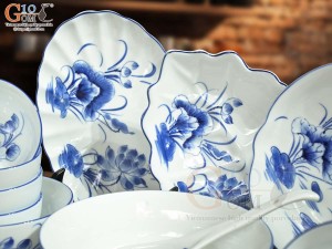 Bộ đồ ăn men trắng vẽ hoa Sen tràm, 16 chi tiết
