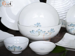 Bộ đồ ăn men trắng vẽ hoa Sen xanh, 15 chi tiết