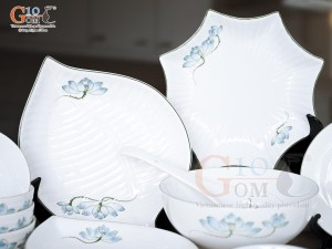 Bộ đồ ăn men trắng vẽ hoa Sen xanh, 24 chi tiết