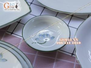 Bộ đồ ăn men kem vẽ sen xanh - Chỉ xanh - Đầy đủ các món