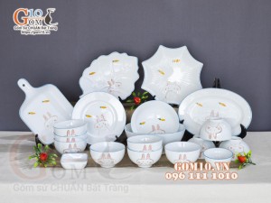 Bộ đồ ăn men trắng vẽ Thỏ con, 19 chi tiết