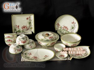 Bộ đồ ăn men vuốt họa tiết vẽ Sen đỏ
