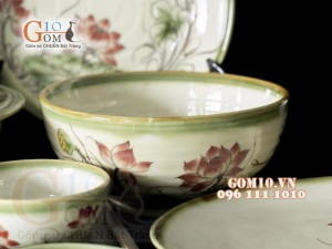 Bộ đồ ăn men vuốt họa tiết vẽ Sen đỏ