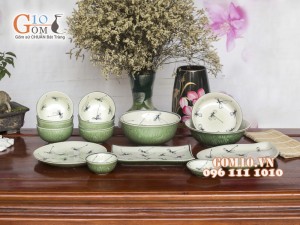 Bộ đồ ăn men xanh vẽ chuồn chuồn