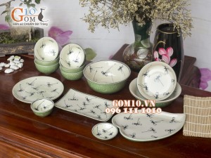 Bộ đồ ăn men xanh vẽ chuồn chuồn