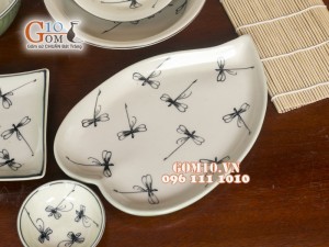 Bộ đồ ăn men xanh vẽ chuồn chuồn