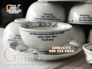 Bộ đồ ăn quà tặng men chàm cổ họa tiết sen đen, in logo