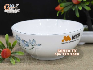 Bộ đồ ăn quà tặng men trắng vẽ sen xanh, in logo