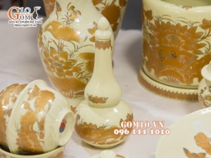 Bộ đồ thờ hoạ tiết Sen vàng kim, mẫu mới