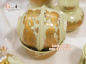 Bộ đồ thờ hoạ tiết Sen vàng kim, mẫu mới