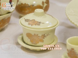 Bộ đồ thờ hoạ tiết Sen vàng kim, mẫu mới