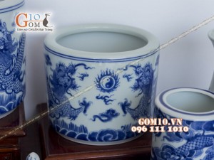 Bộ đồ thờ men dong cổ vẽ rồng (có tam cấp)