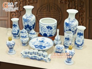 Bộ đồ thờ men lam vẽ Sen Đại Cát