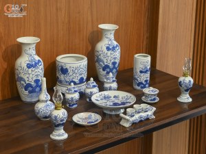 Bộ đồ thờ men lam vẽ Sen Đại Cát, 13 chi tiết (Ban Thờ 1m27-1m53)