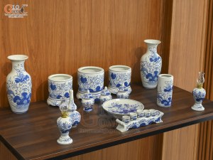 Bộ đồ thờ men lam vẽ Sen Đại Cát, 15 chi tiết (Ban Thờ 1m27-1m53)