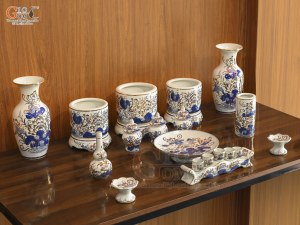 Bộ đồ thờ men lam vẽ Sen Đại Cát vẽ vàng, 16 chi tiết (Ban Thờ 1m27-1m53)