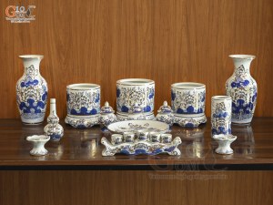 Bộ đồ thờ men lam vẽ Sen Đại Cát vẽ vàng, 16 chi tiết (Ban Thờ 1m27-1m53)