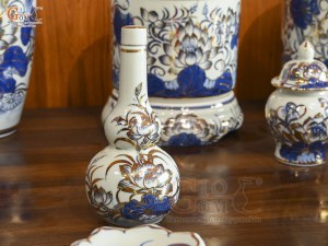 Bộ đồ thờ men lam vẽ Sen Đại Cát vẽ vàng, 16 chi tiết (Ban Thờ 1m27-1m53)