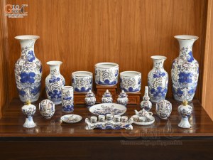 Bộ đồ thờ men lam vẽ Sen Đại Cát vẽ vàng, 22 chi tiết (Ban Thờ 1m53)