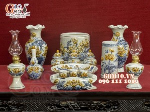 Bộ đồ thờ men rạn đắp nổi Sen Cát Tường cao cấp 03