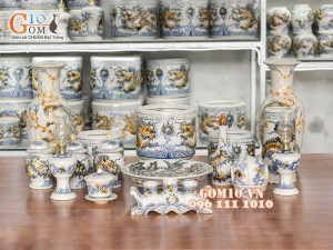 Bộ đồ thờ men rạn đắp nổi số 2