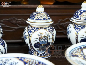 Bộ đồ thờ men trắng họa tiết Tứ Cảnh Đại Cát vẽ vàng 24k (Ban thờ 1m53)