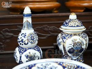 Bộ đồ thờ men trắng họa tiết Tứ Cảnh Đại Cát vẽ vàng 24k (Ban thờ 1m53)