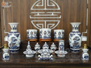 Bộ đồ thờ men trắng họa tiết Tứ Cảnh Đại Cát vẽ vàng 24k (Ban thờ 1m53)