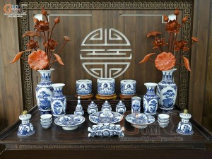 Bộ đồ thờ men trắng họa tiết Tứ Cảnh Ngũ Phúc (Ban thờ 1m75)