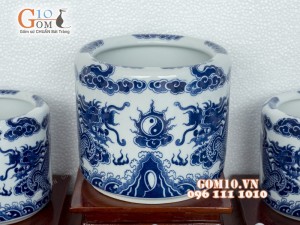 Bộ đồ thờ men trắng vẽ rồng giả nổi ( Có tam cấp )