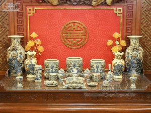 Bộ đồ thờ Như Ý Cát Tường men hoàng tộc đắp nổi Rồng (Ban thờ 1m97-2m17)