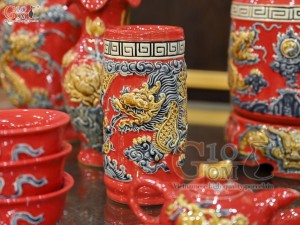 Bộ đồ thờ Như Ý Cát Tường men màu đắp nổi Rồng nền đỏ (Ban thờ 1m53)