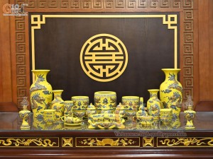 Bộ đồ thờ Như Ý Cát Tường men màu đắp nổi Rồng nền vàng (Ban thờ 1m75)